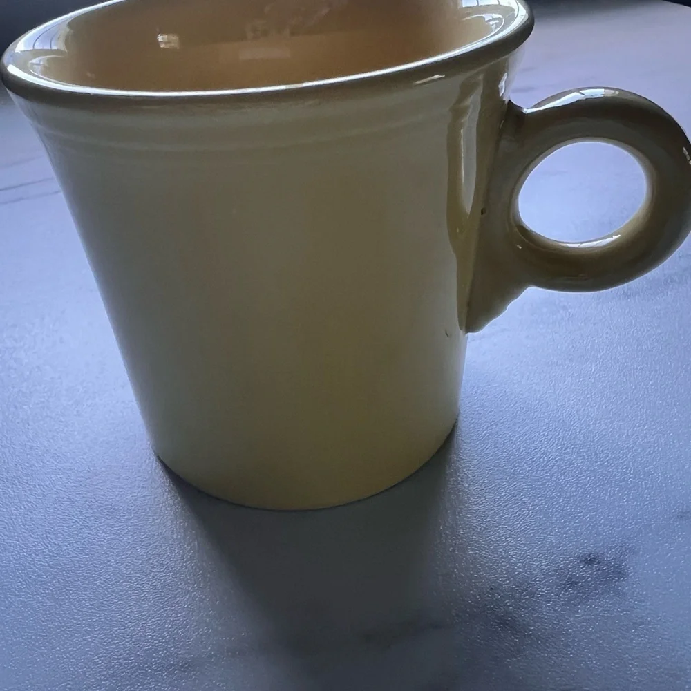 Fiestaware Coffee Mug Pale Yellow Heavy Circle Handle  Great Condition